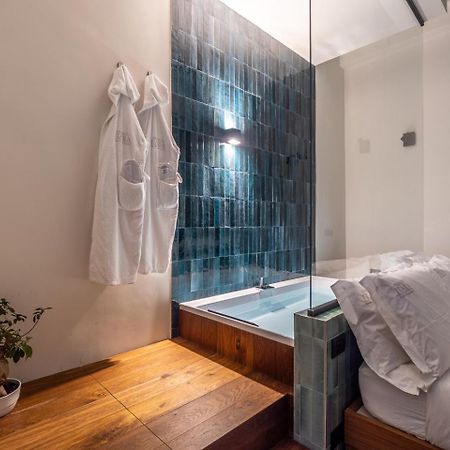 Palazzo Italia Suites Bari Ngoại thất bức ảnh