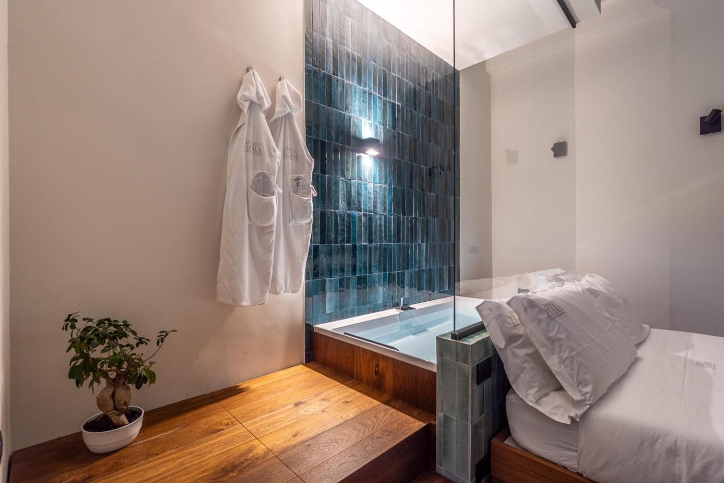 Palazzo Italia Suites Bari Ngoại thất bức ảnh