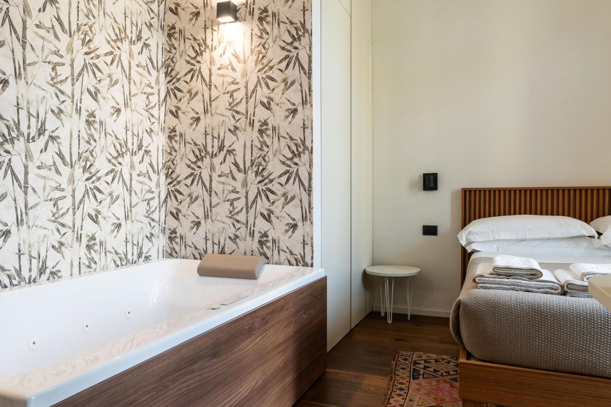 Palazzo Italia Suites Bari Ngoại thất bức ảnh