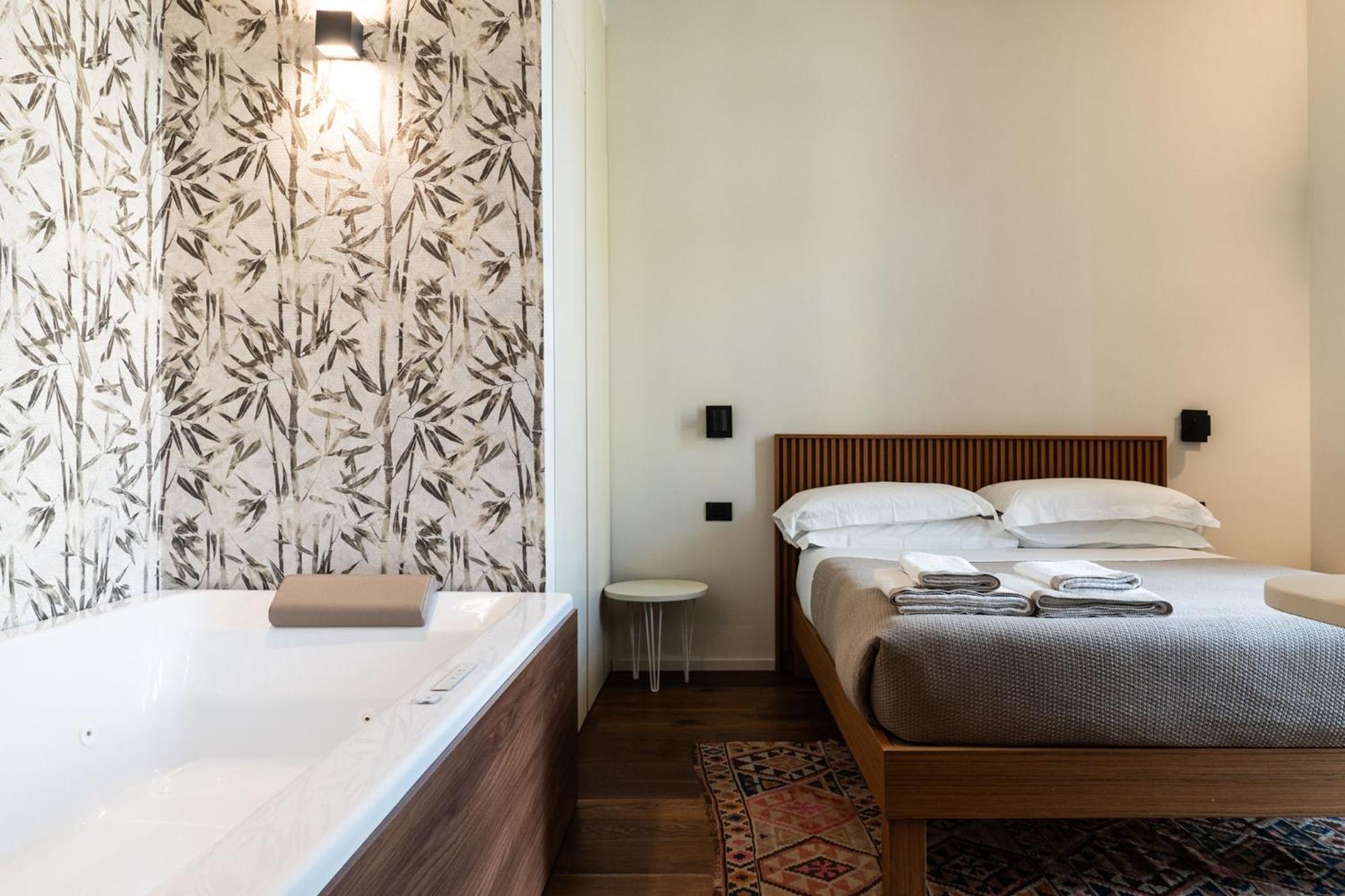 Palazzo Italia Suites Bari Ngoại thất bức ảnh